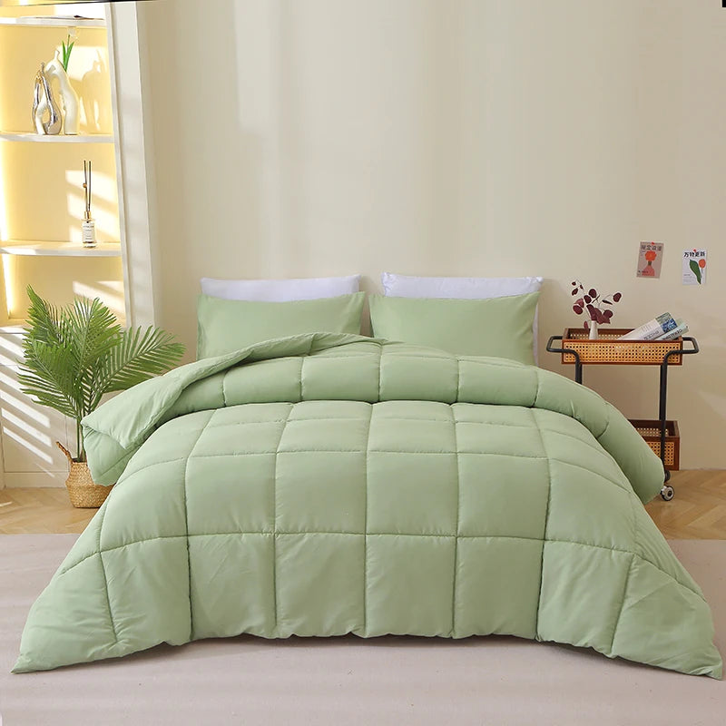 1 piece 100% polyester 250g per square meter filling 220*220cm white or green quilted comforter